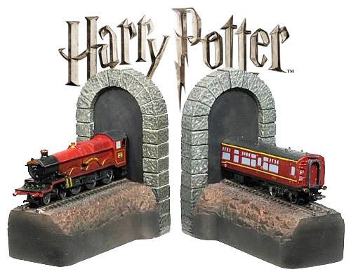 Harry Potter - Suporte de livros Cavalo Preto Xadrez Mágico, MERCHANDISING