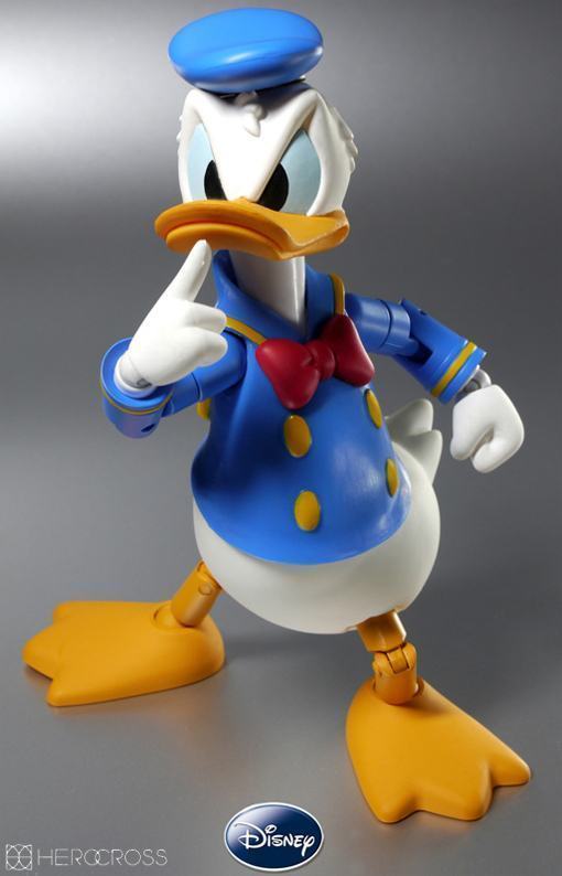 Hybrid-Metal-Figuration-Donald-Duck-01