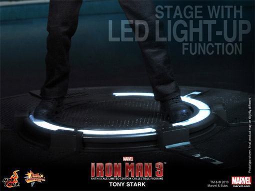 Tony-Stark-Figure-Iron-Man-3-HT-12