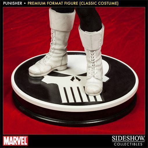 Punisher-Classic-Costume-Premium-Format-Figure-07