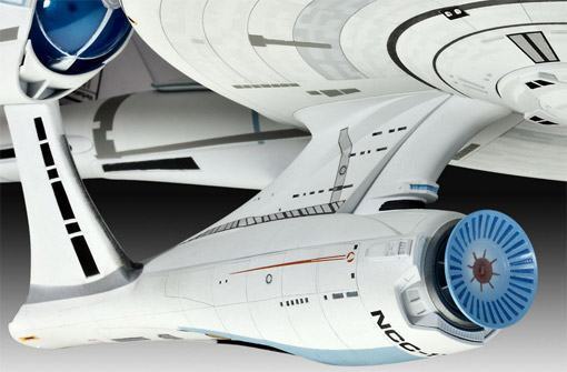 Enterprise-NCC-1701-Into-Darkness-Revell-Kit-03