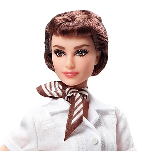 Audrey-Hepburn-Barbie-Roman-Holiday-Doll-02