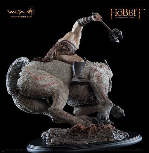 Azog-the-Defiler-on-Warg-Statue-10