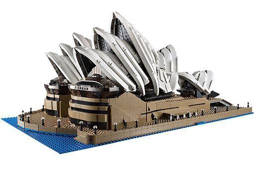 LEGO-10234-Sydney-Opera-House-03