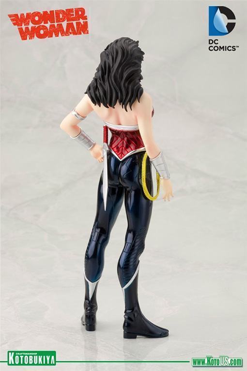 Wonder-Woman-New-52-ArtFX-05
