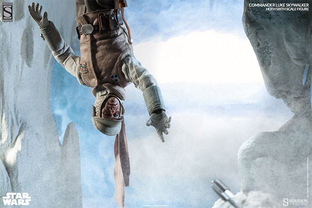 Commander-Luke-Skywalker-Hoth-Figure-05