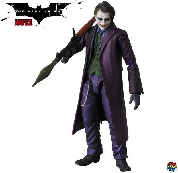 The-Joker-Heath-Ledger-MAFEX-Action-Figure-03