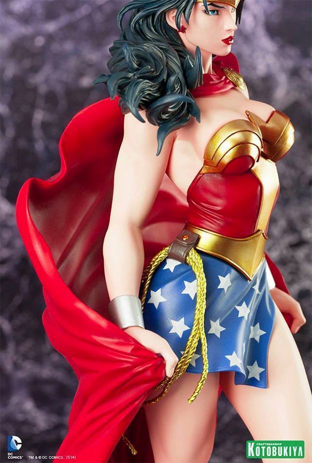 Wonder-Woman-ArtFX-DC-Comics-Statue-03
