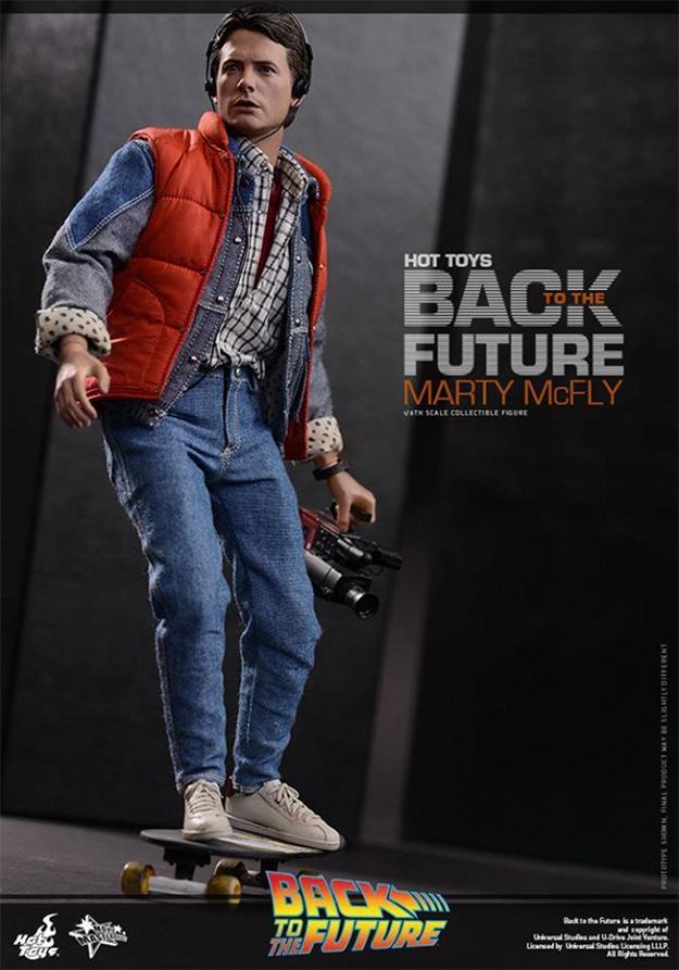 Marty-McFly-Collectible-Figure-Hot-Toys-01