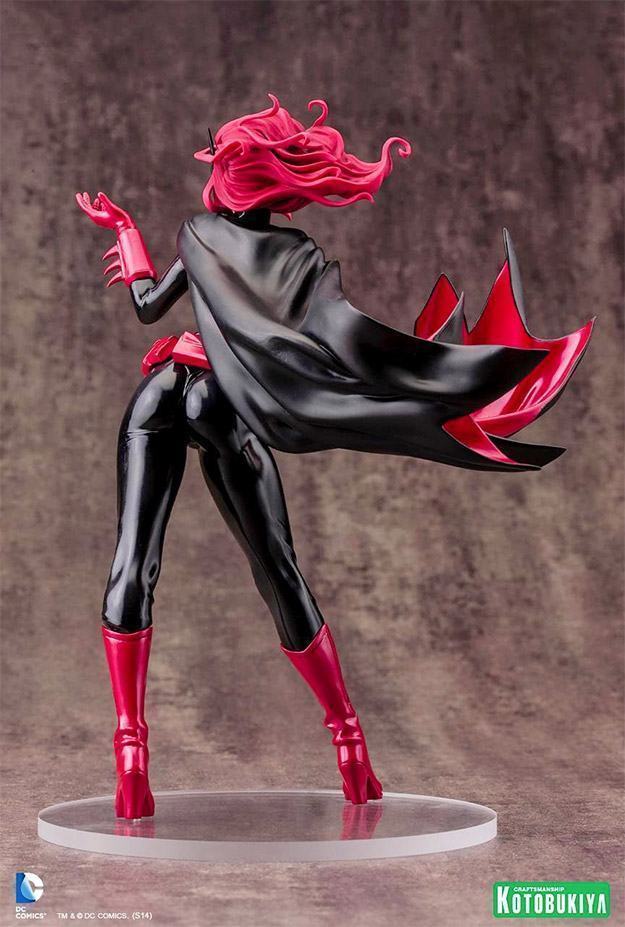 Batwoman-Bishoujo-Statue-04