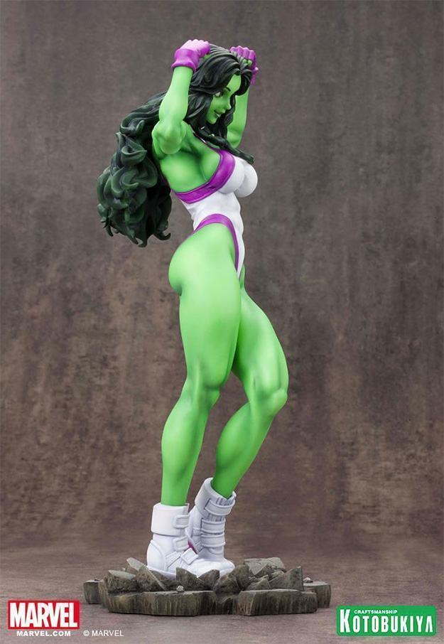 She-Hulk-Bishoujo-Statue-04