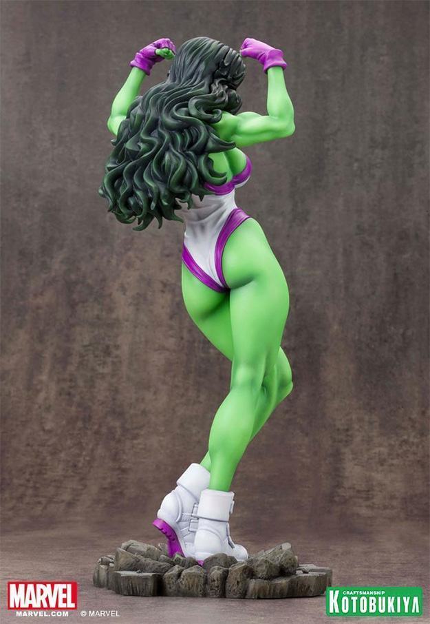 She-Hulk-Bishoujo-Statue-05