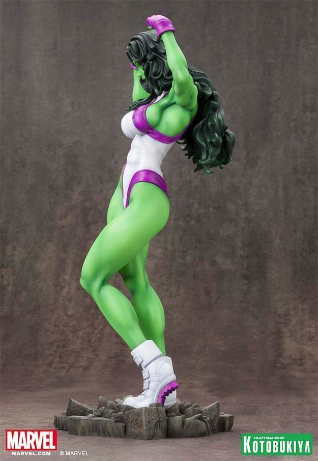 She-Hulk-Bishoujo-Statue-06