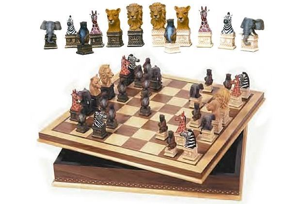 Xadrez-Animal-Chessmen-with-20-Inch-Chessboard-01