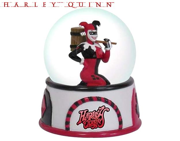 Harley-Quinn-Water-Globe-01
