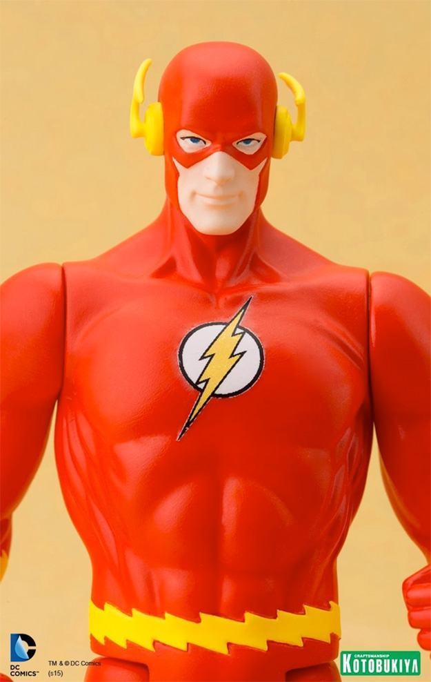 Estatua-Flash-DC-Classic-Costume-ArtFX-02