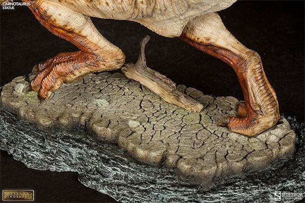 Estatua-DInossauro-Carnotauros-Sideshow-Dinosauria-11