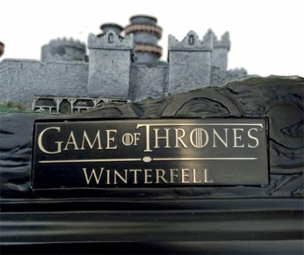 Maquete-Game-of-Thrones-Winterfell-Desktop-Statue-13