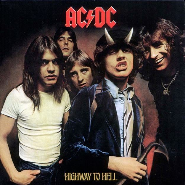 Lancheira-AC-DC-Highway-to-Hell-02