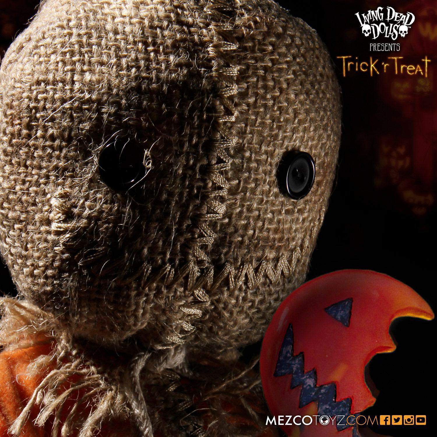 Living-Dead-Dolls-Presents-Trick-R-Treat-Sam-02