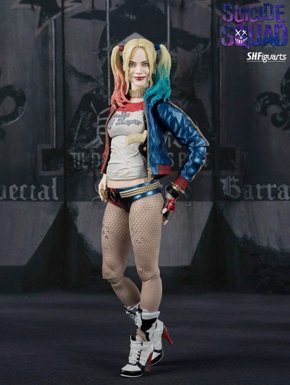 SH-Figuarts-Harley-Quinn-Suicide-Squad-Movie-Figure-06