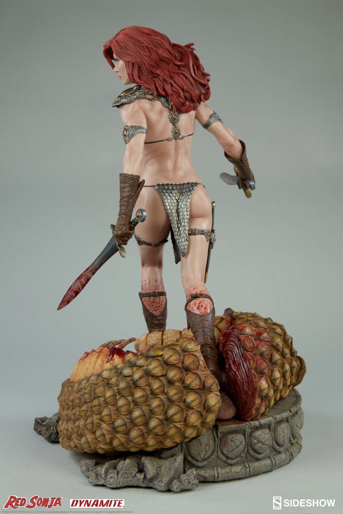 red-sonja-she-devil-with-a-sword-premium-format-figure-06