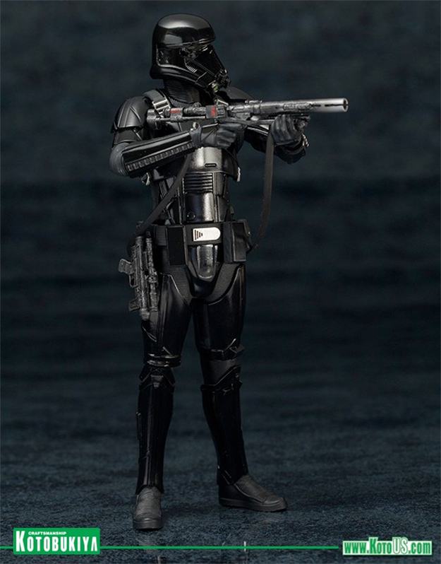 Death-Trooper-ArtFX-Statues-2-Pack-Star-Wars-Rogue-One-05