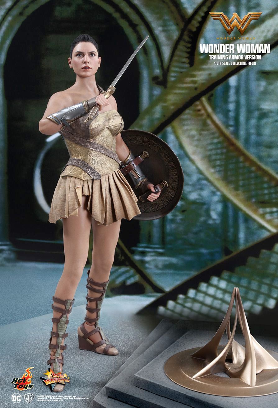 Hot-Toys-Wonder-Woman-Training-Armor-Version-Collectible-Action-Figure-15