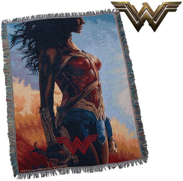 Tapecaria-Wonder-Woman-Classic-Warrior-Tapestry-01