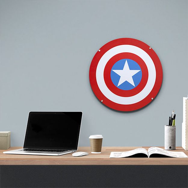Captain-America-Shield-Light-Up-Wall-Art-04