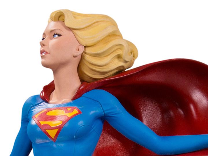 Supergirl-Cover-Girls-of-the-DC-Universe-Statue-by-Joelle-Jones-02