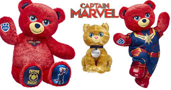 Ursinha de Pelúcia Capitã Marvel Build a Bear e Gato Goose