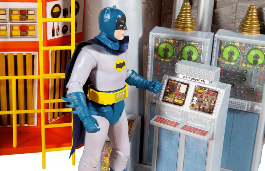 Playset Batcaverna da Série Clássica Batman 1966 (McFarlane Toys ...