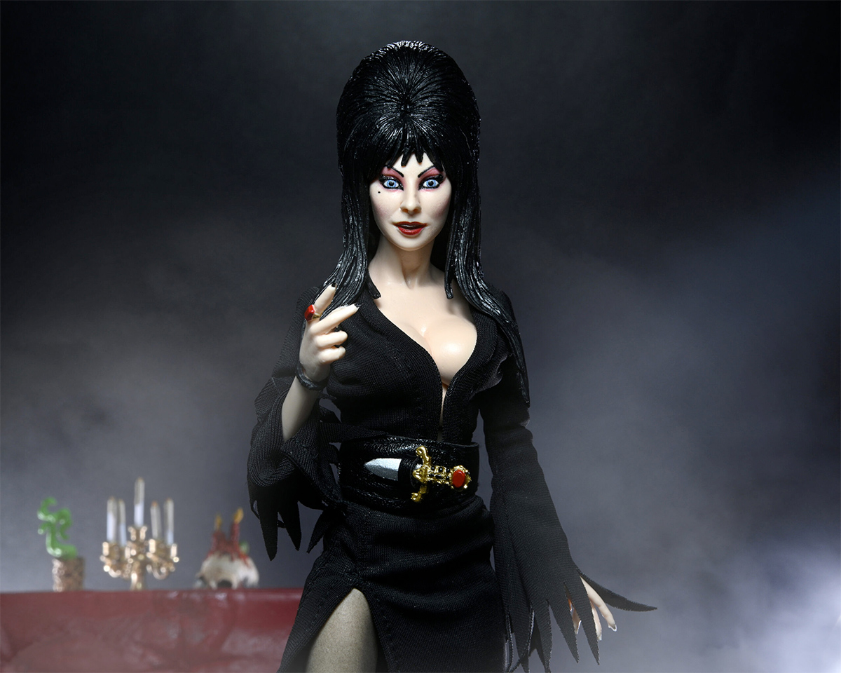 Elvira, a Rainha das Trevas “Movie Macabre” 40 Anos - Action Figure Neca Clothed