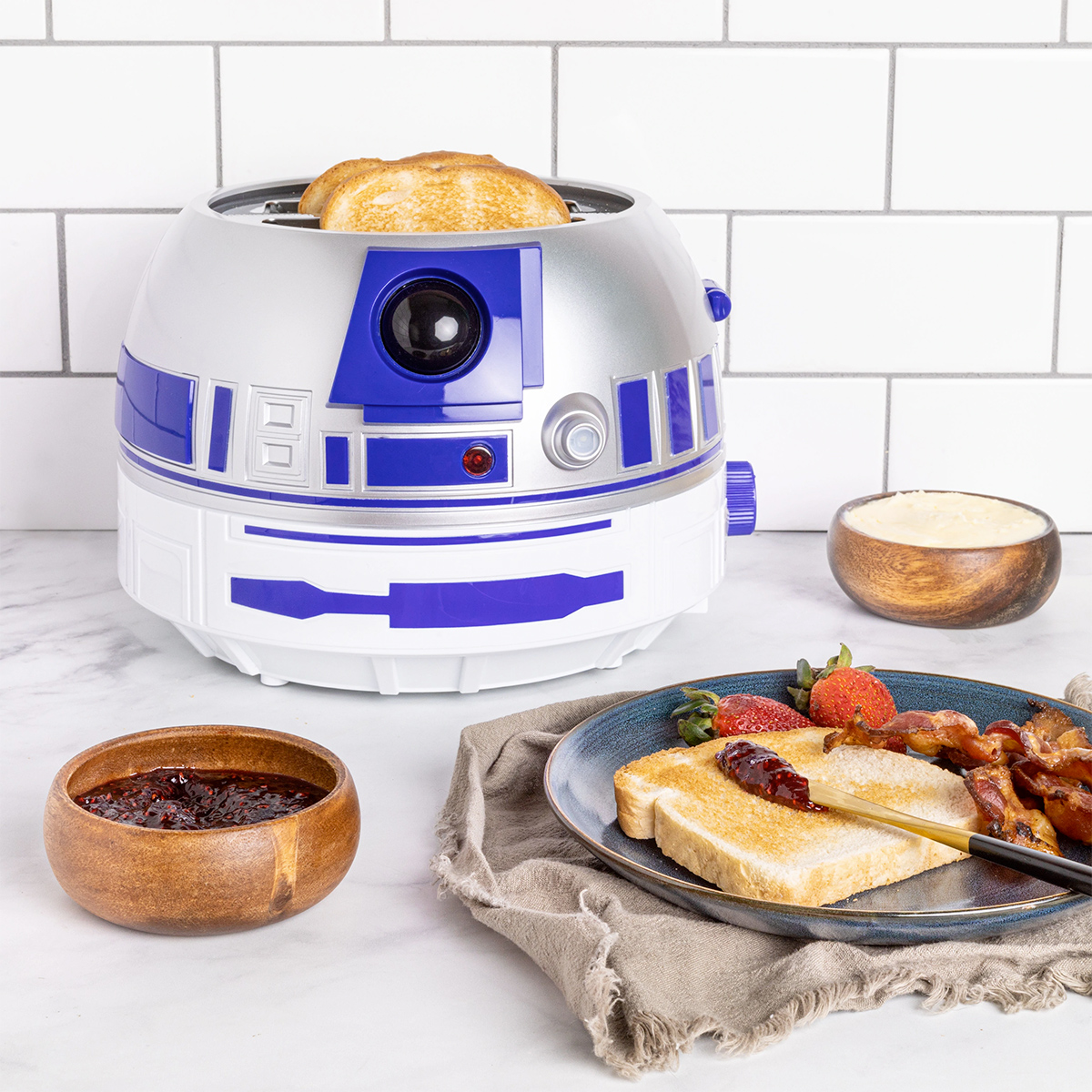 Torradeira R2-D2 com Luzes e Sons (Star Wars)