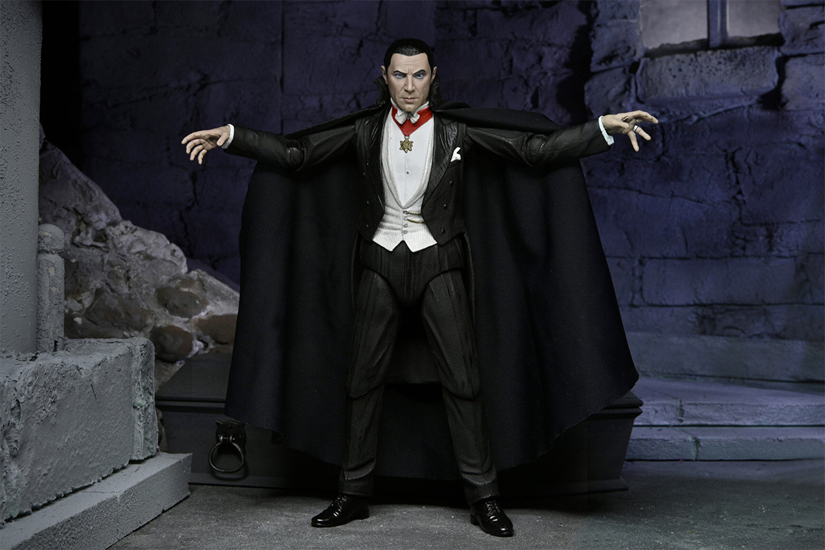 Dracula (Transylvania) Universal Monsters Ultimate 7 Inch Action Figure