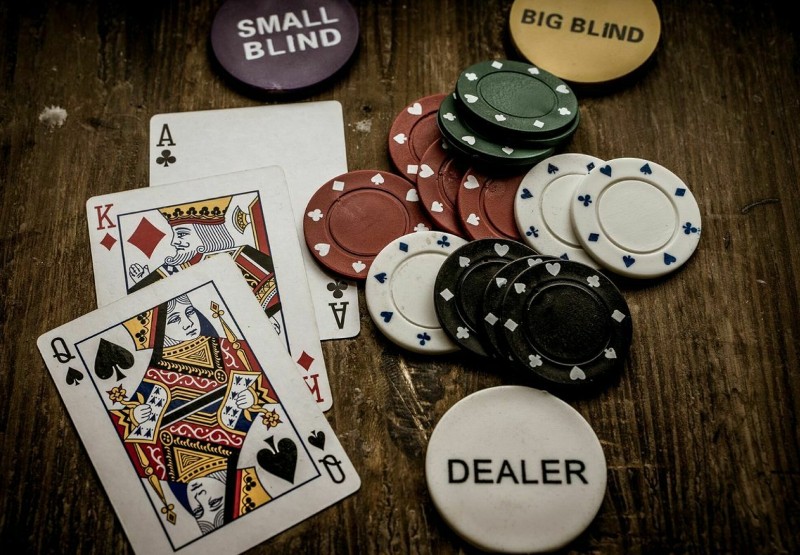 Como jogar poker: Regras de pôquer e manual do iniciante