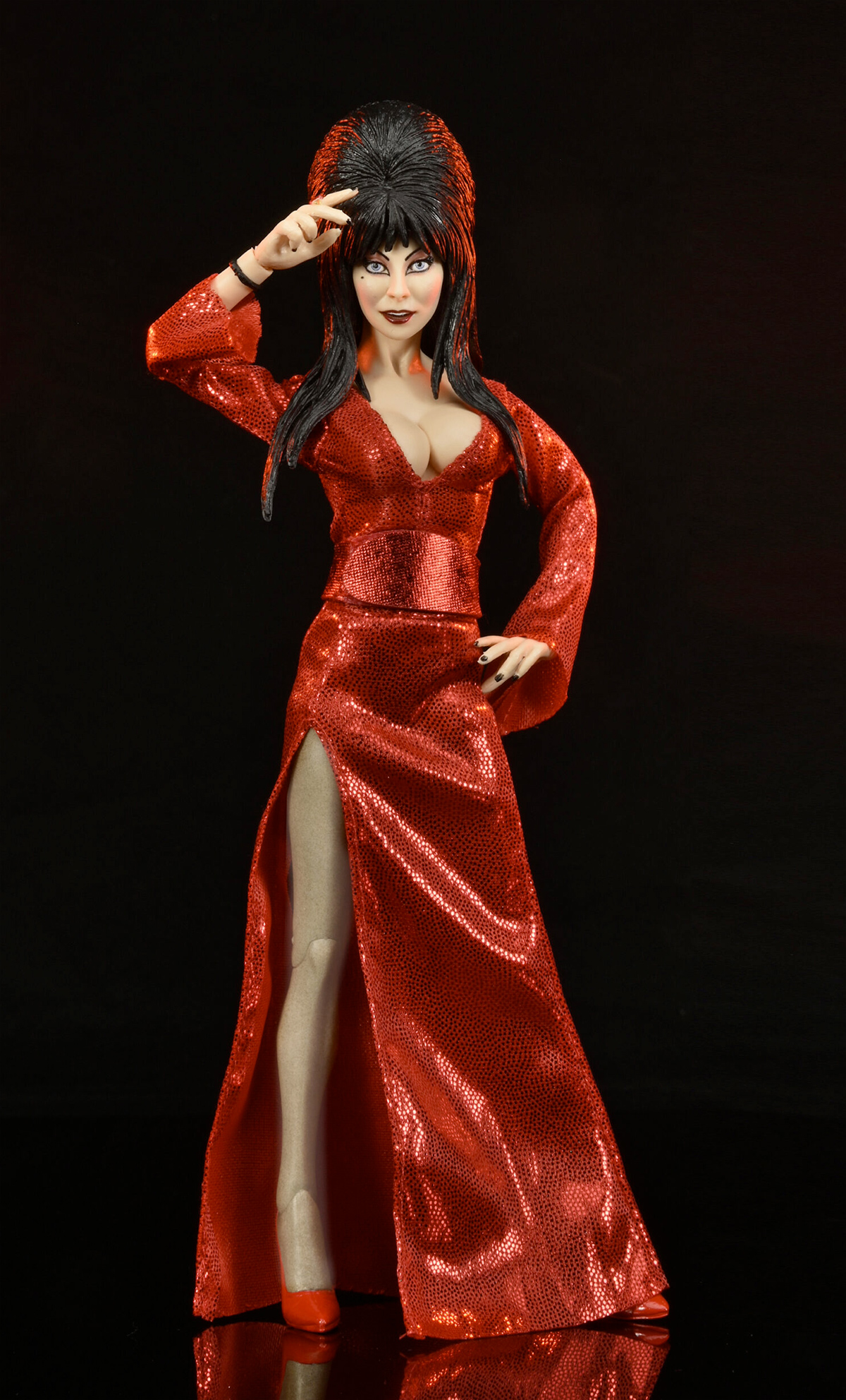 Elvira, a Rainha das Trevas “Red, Fright, and Boo” - Action Figure Neca Clothed
