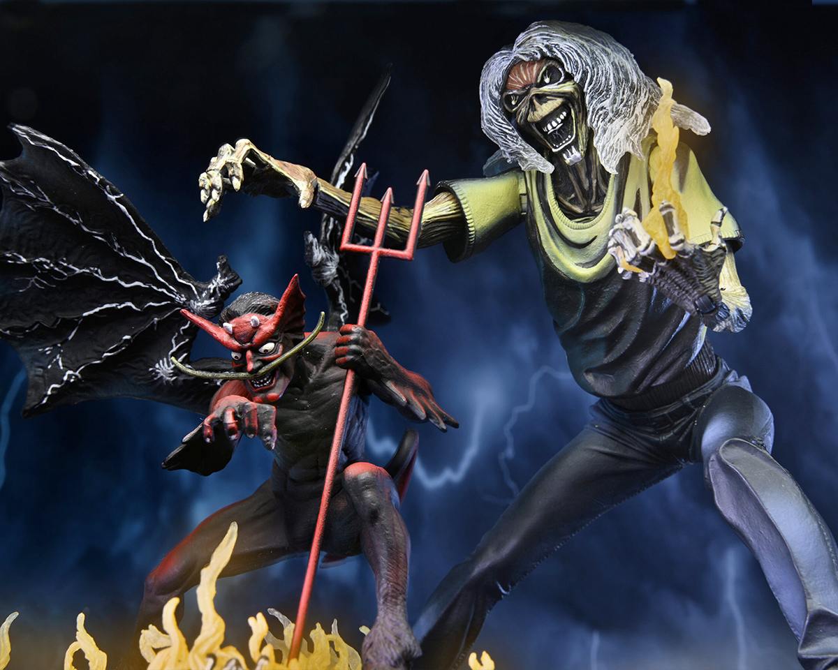 Iron Maiden Eddie The Number of the Beast 40 Anos - Action Figure Neca 7″ Ultimate