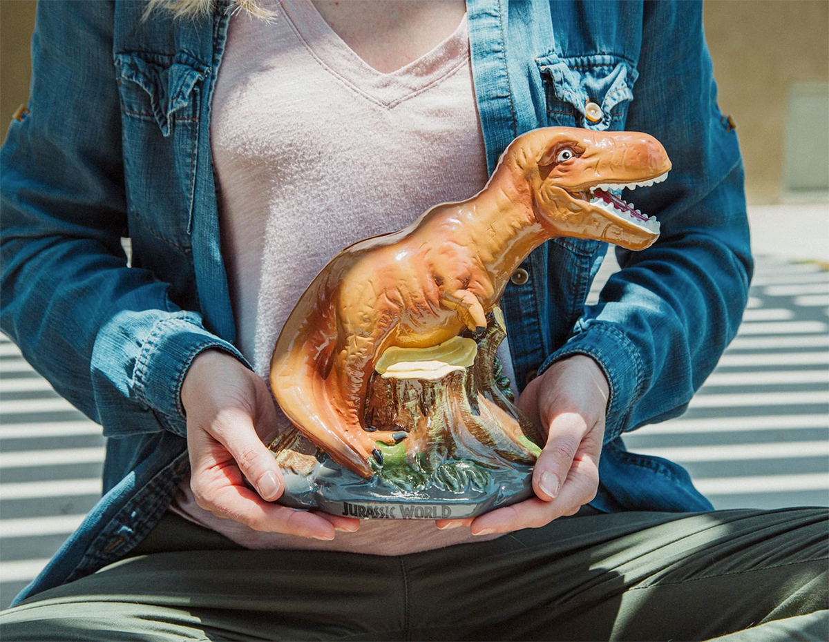 Cofre Tiranossauro Rex Jurassic World