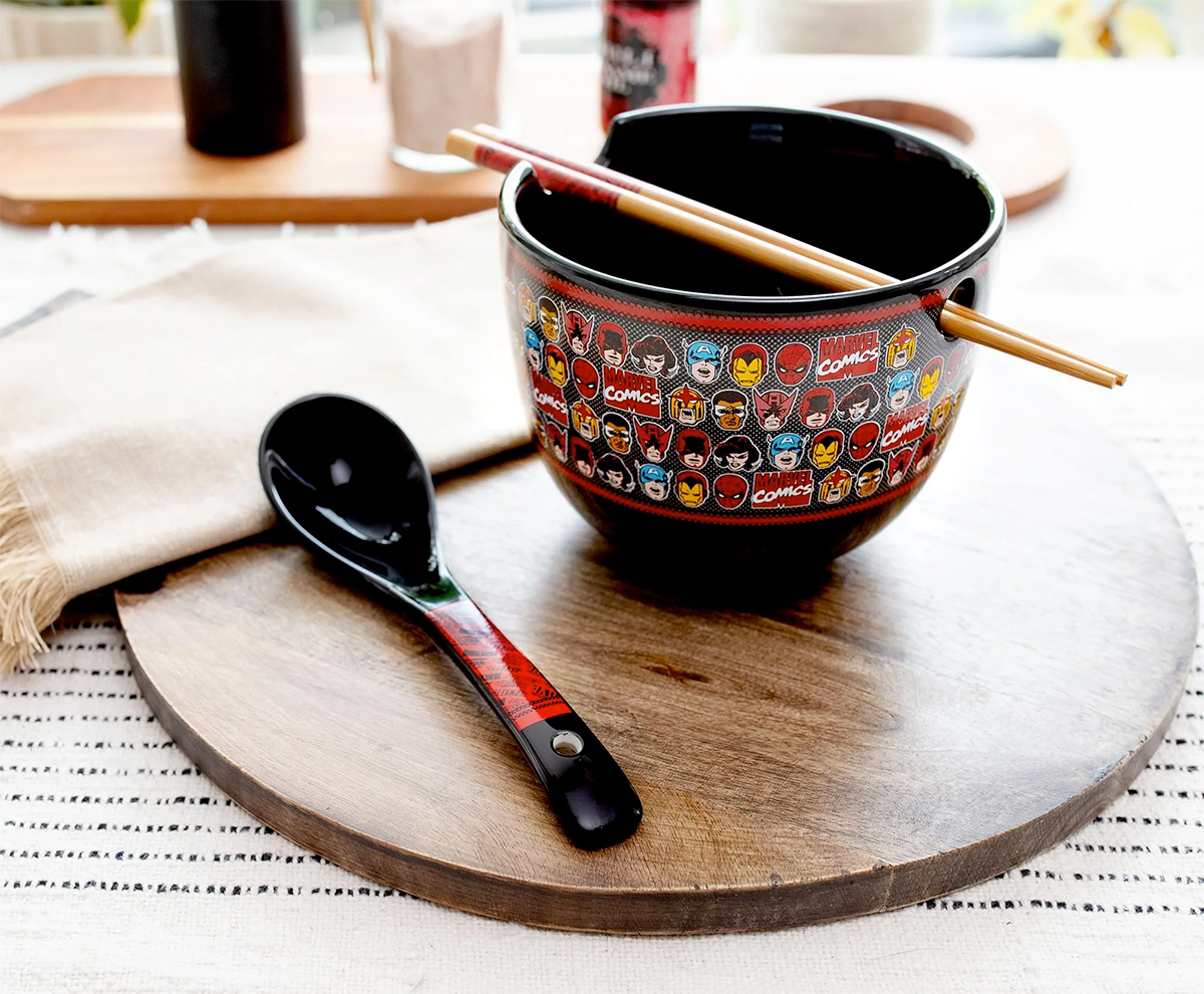 Marvel Comics Superheroes Ramen Bowl with Chopsticks and Spoon