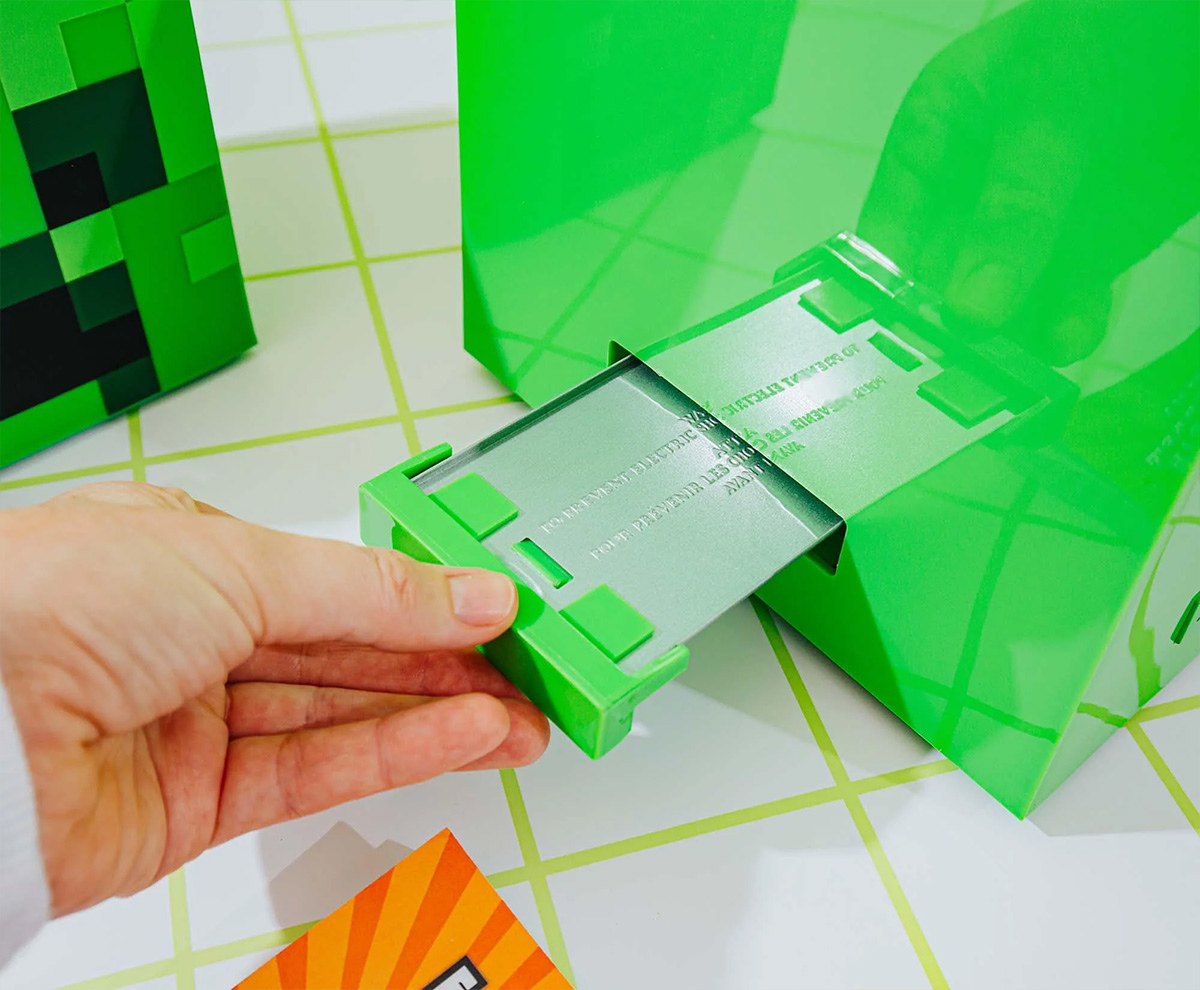 Torradeira Minecraft Creeper Verde e Quadrada