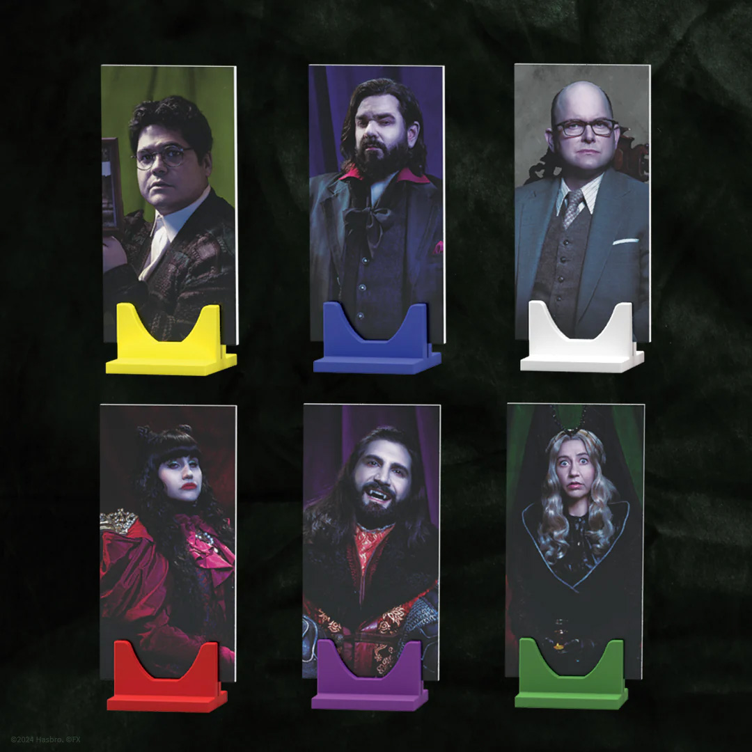 Jogo de Tabuleiro Clue (Detetive) da Série What We Do in the Shadows