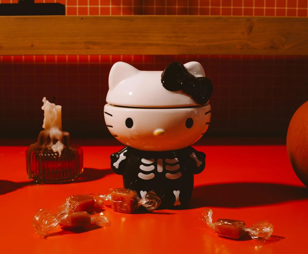 Pote de Cookies e Guloseimas Hello Kitty com Fantasia de Esqueleto para o Halloween