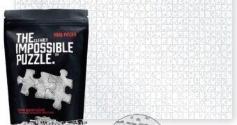 Quebra-Cabeça “The Clearly Impossible Puzzle” com 1.000 Peças de Acrílico Cristalino