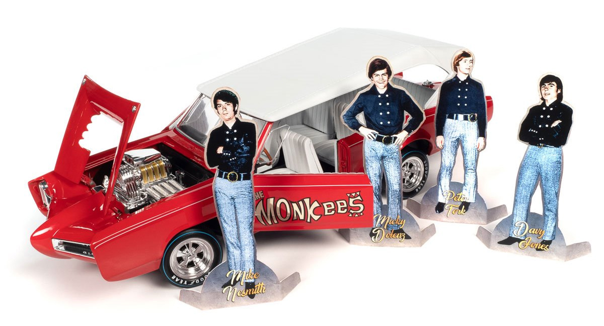 Carro Monkeemobile Hot Rod Die-Cast da Banda The Monkees em escala 1:18