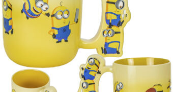 Caneca Minions com Alça Esculpida