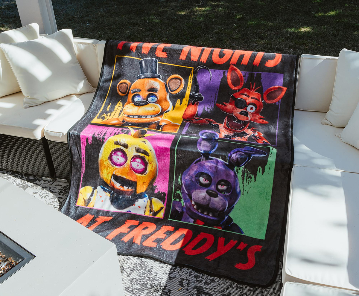 Five Nights At Freddy's Throw Blanket