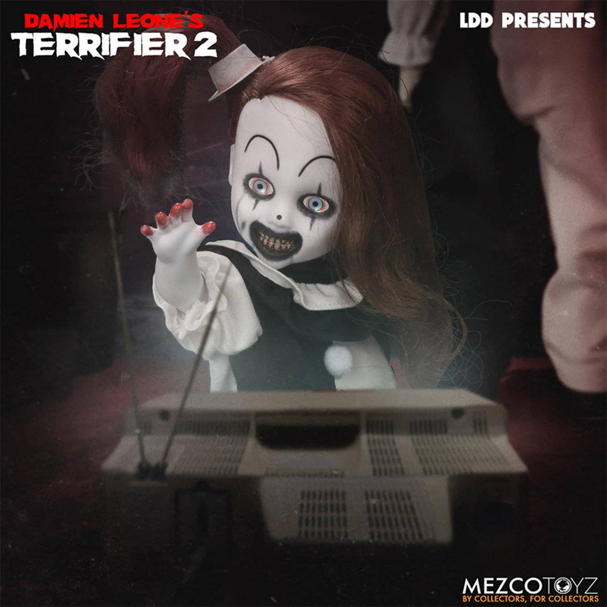 Living Dead Dolls Apresenta: Pequena Menina Pálida de Terrifier