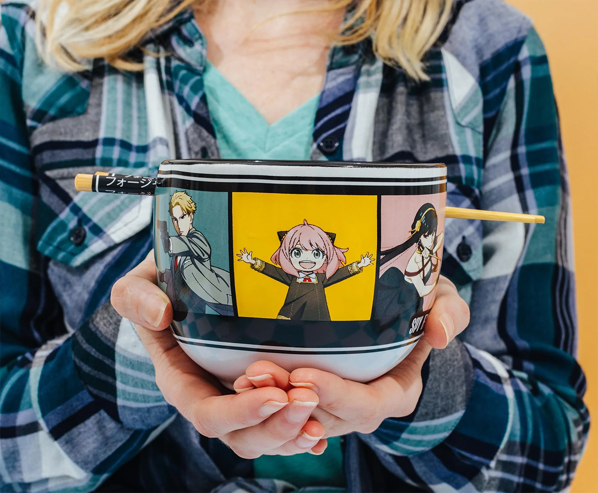 Tigela Ramen Spy x Family com a Família Forger
